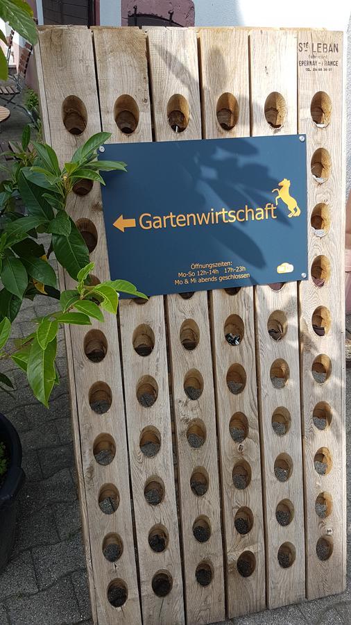 Hotel Gasthaus Roessle Freiburg Bagian luar foto